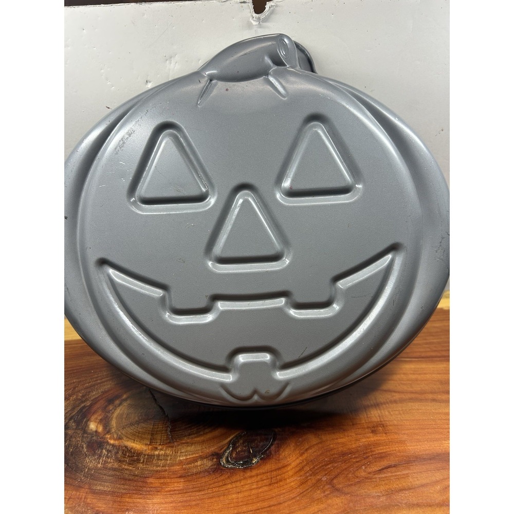 Pumpkin Metal Baking Mold Cake Jell-O Tin Unbranded - Picture 7 of 10